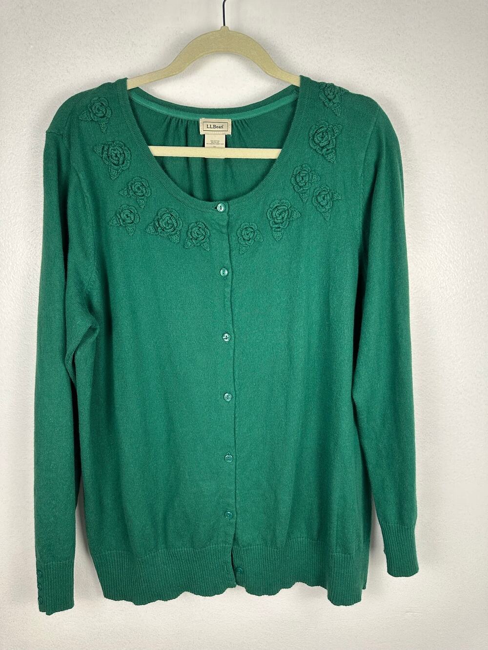 vintage L.L.Bean Women's Green Cotton Button-Front Cardigan Rosette Neckline XL